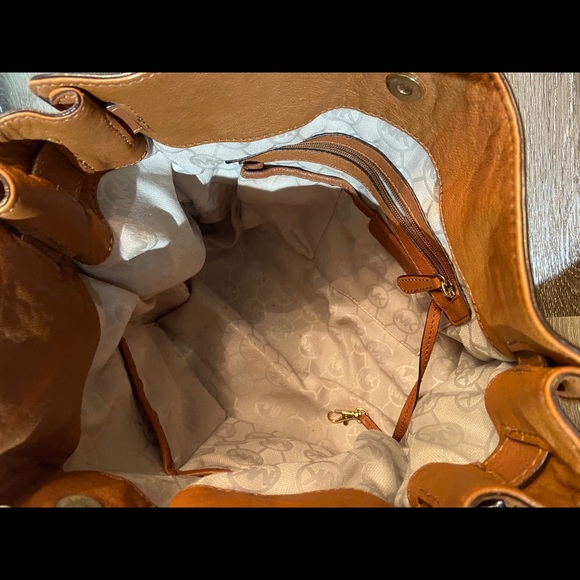 Micheal kors Hamilton tote - Picture 2 of 4